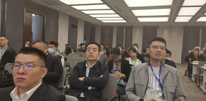 5.jpg 鐵米鋼砂陳總參與國(guó)內(nèi)鋼結(jié)構(gòu)協(xié)會(huì)(第四屆會(huì)員代表大會(huì)暨第四屆理事會(huì)第1次會(huì)議)